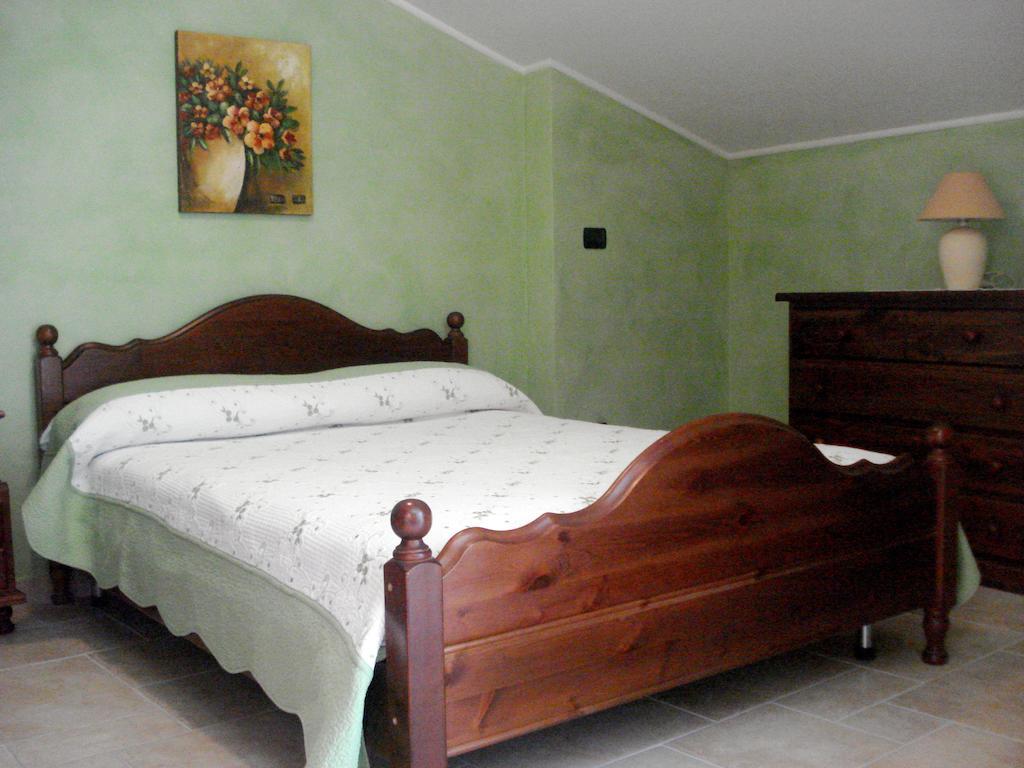 Ferienwohnung L'Albicocco Dolceacqua Zimmer foto