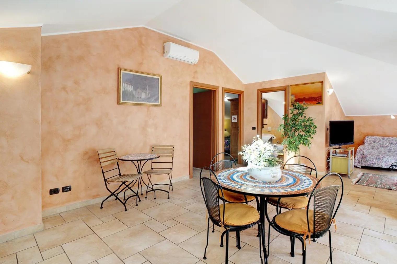 Ferienwohnung L'Albicocco Dolceacqua Exterior foto